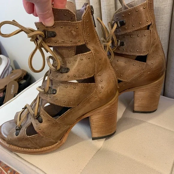 Freebird Brandy Sandals/Shoes - Picture 2 of 5